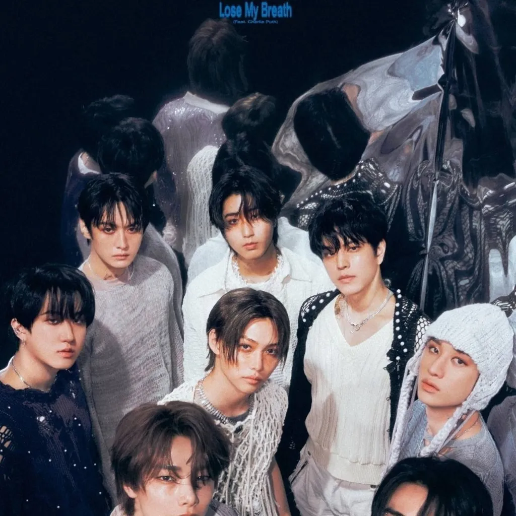 chat with ai character: Skz hybrid 