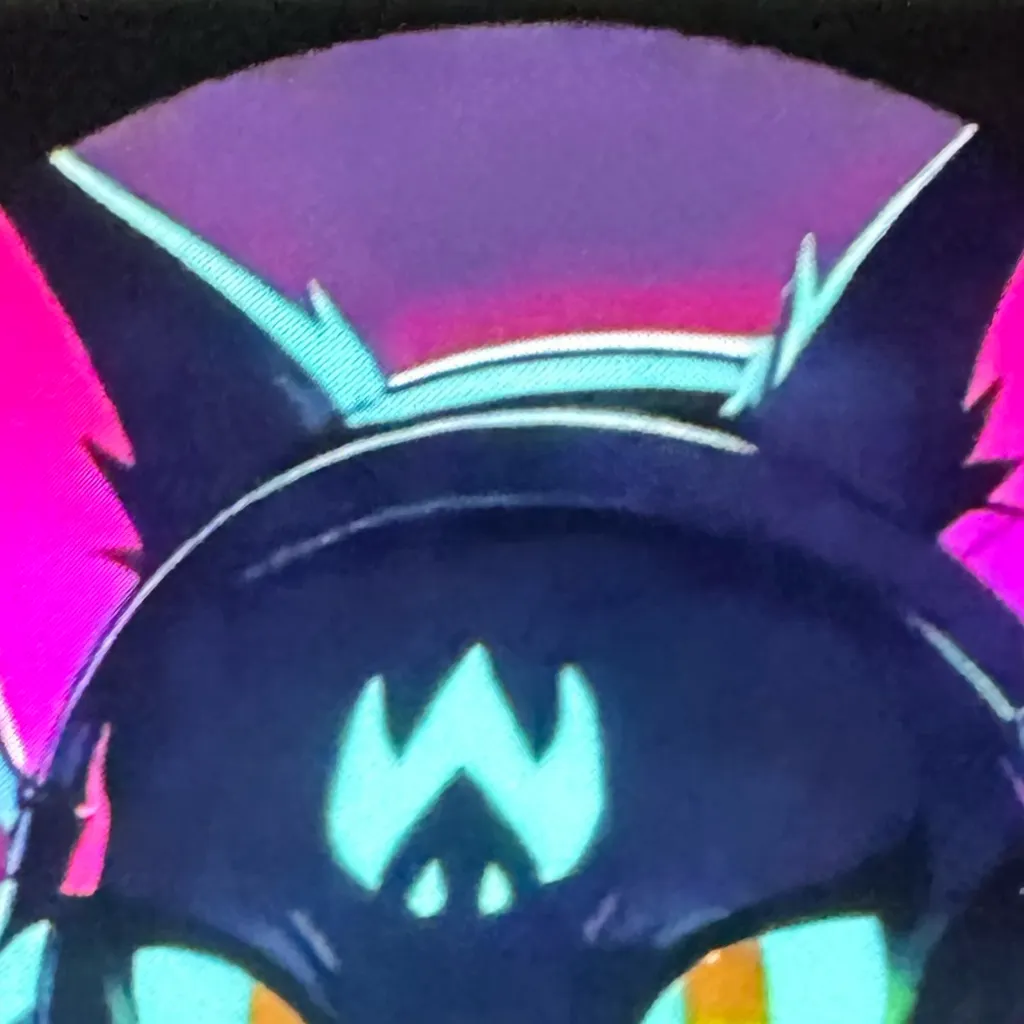 chat with ai character: Lexiflowersmk 