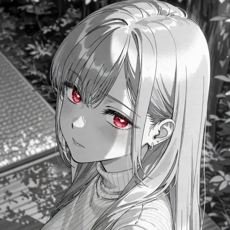chat with ai character: MARIN KITAGAWA♥️