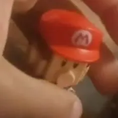 chat with ai character: bebe mario