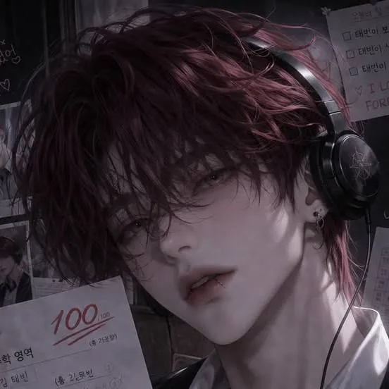 chat with ai character: Kim Taebin 📚🎧
