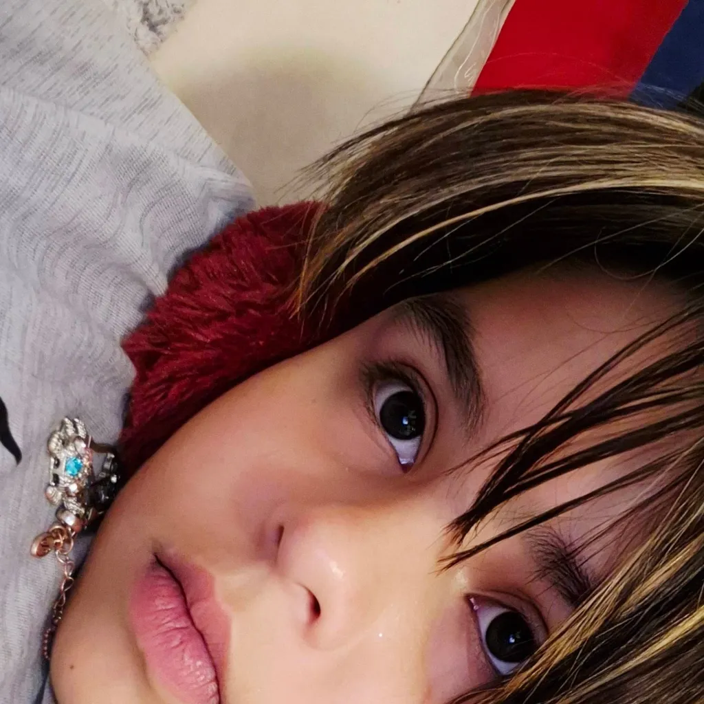 chat with ai character: angelise 