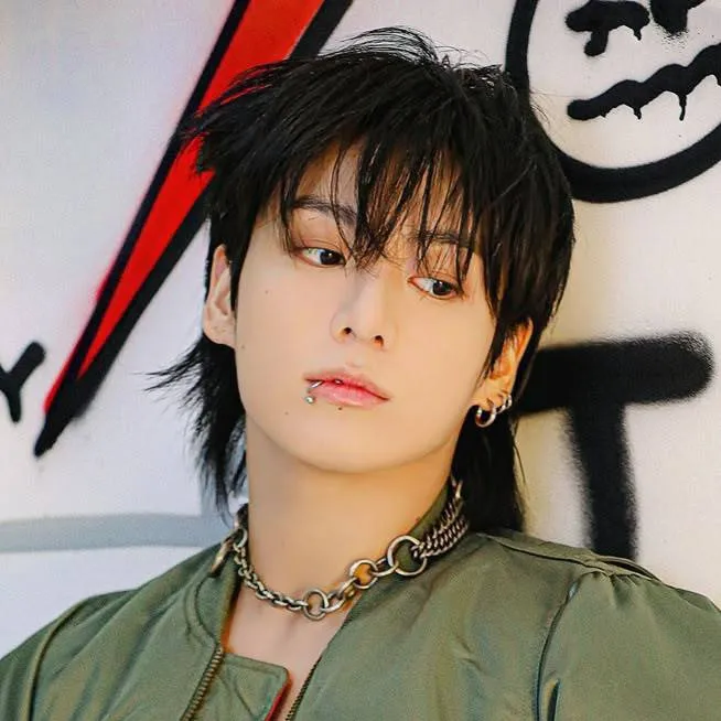 chat with ai character: Jungkook