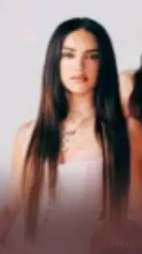 ai character: Daniela  background