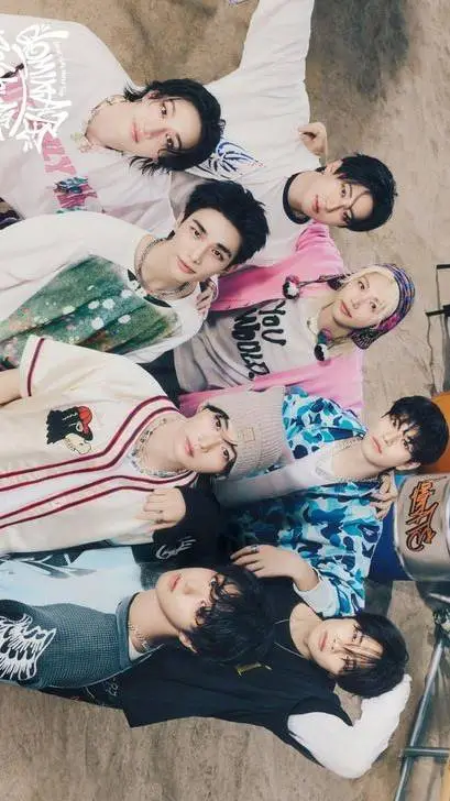 Talkie AI - Chat with Skzzzz(not a bee)