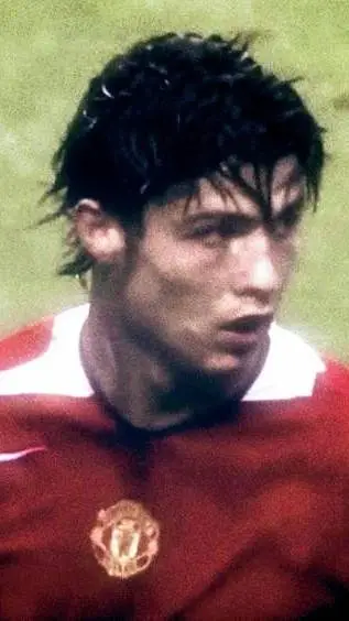 ai character: Ronaldo background