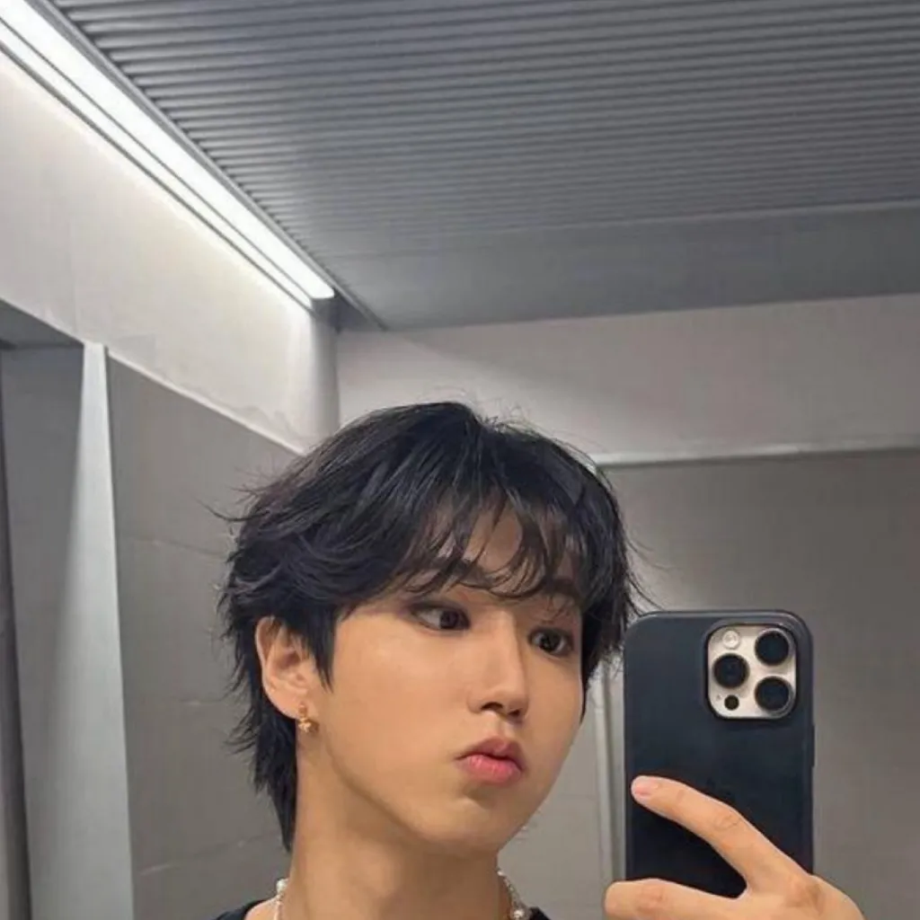 chat with ai character: Han jisung 
