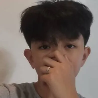 chat with ai character: Adam caunsag