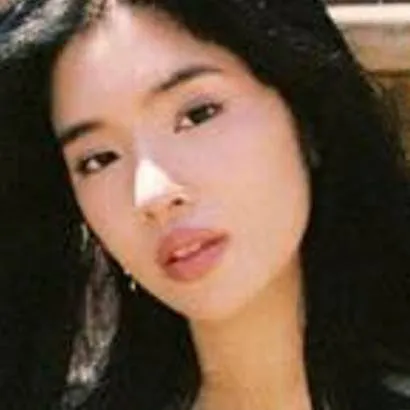 chat with ai character: Sophia 