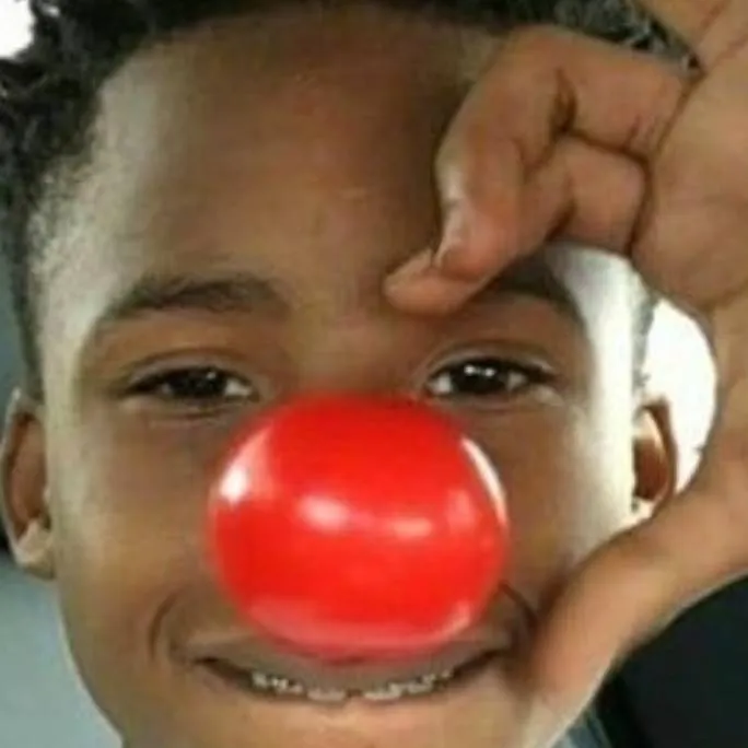 chat with ai character: dmc bored