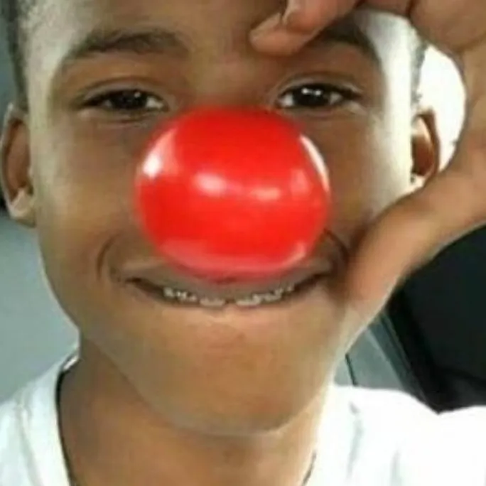 chat with ai character: jjk prom 