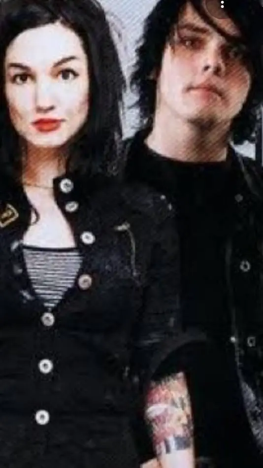 ai character: Gerard Way  background