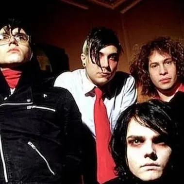 chat with ai character: MyChemicalRomance