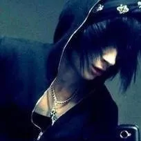 chat with ai character: Elijah McLaughlin 