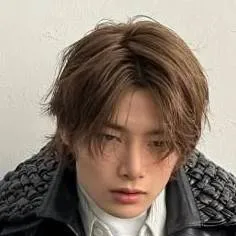chat with ai character: i.n