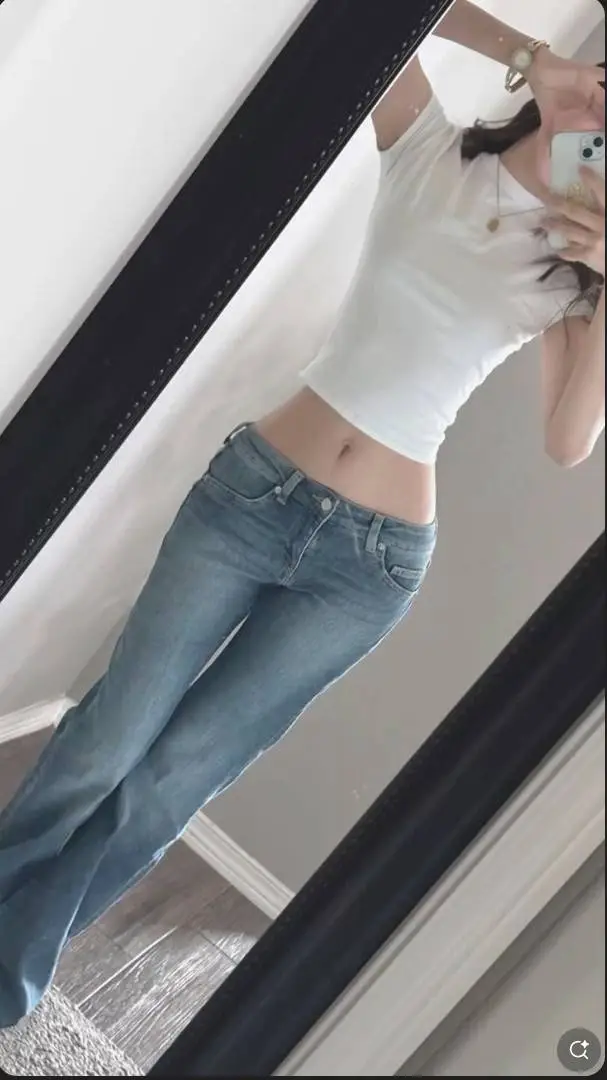 Talkie AI - Chat with 3 amigas gordas