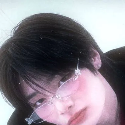 chat with ai character: YANG JEONGIN 