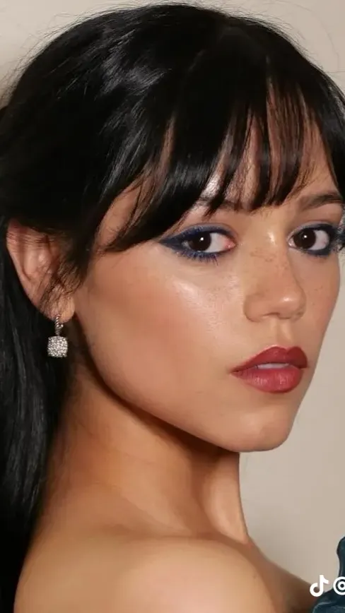 ai character: Jenna Ortega  background