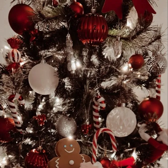 chat with ai character: Chloe 