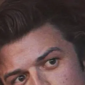 chat with ai character: Little stevey