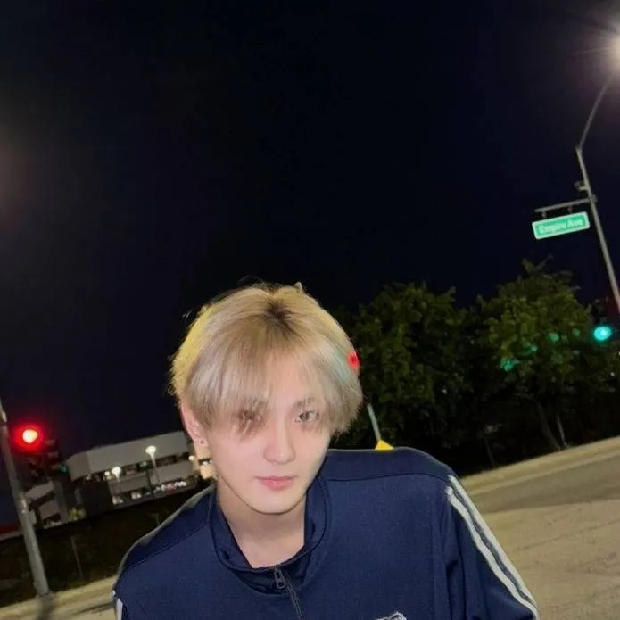 chat with ai character: Yang Jungwon 