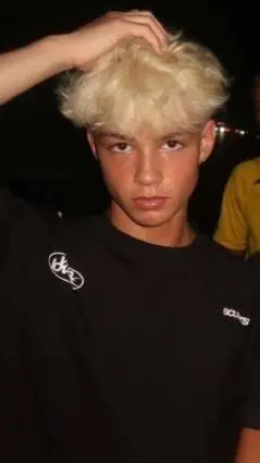 ai character: jackson background