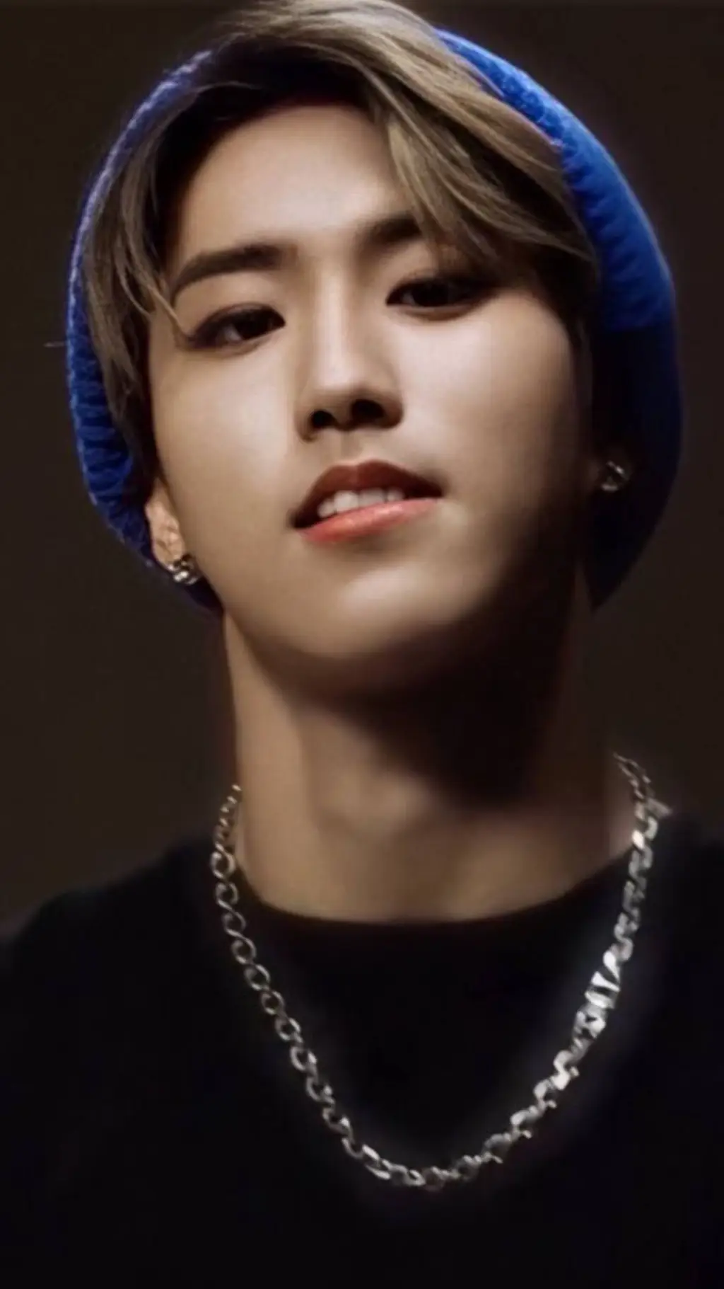 ai character: Han Jisung background