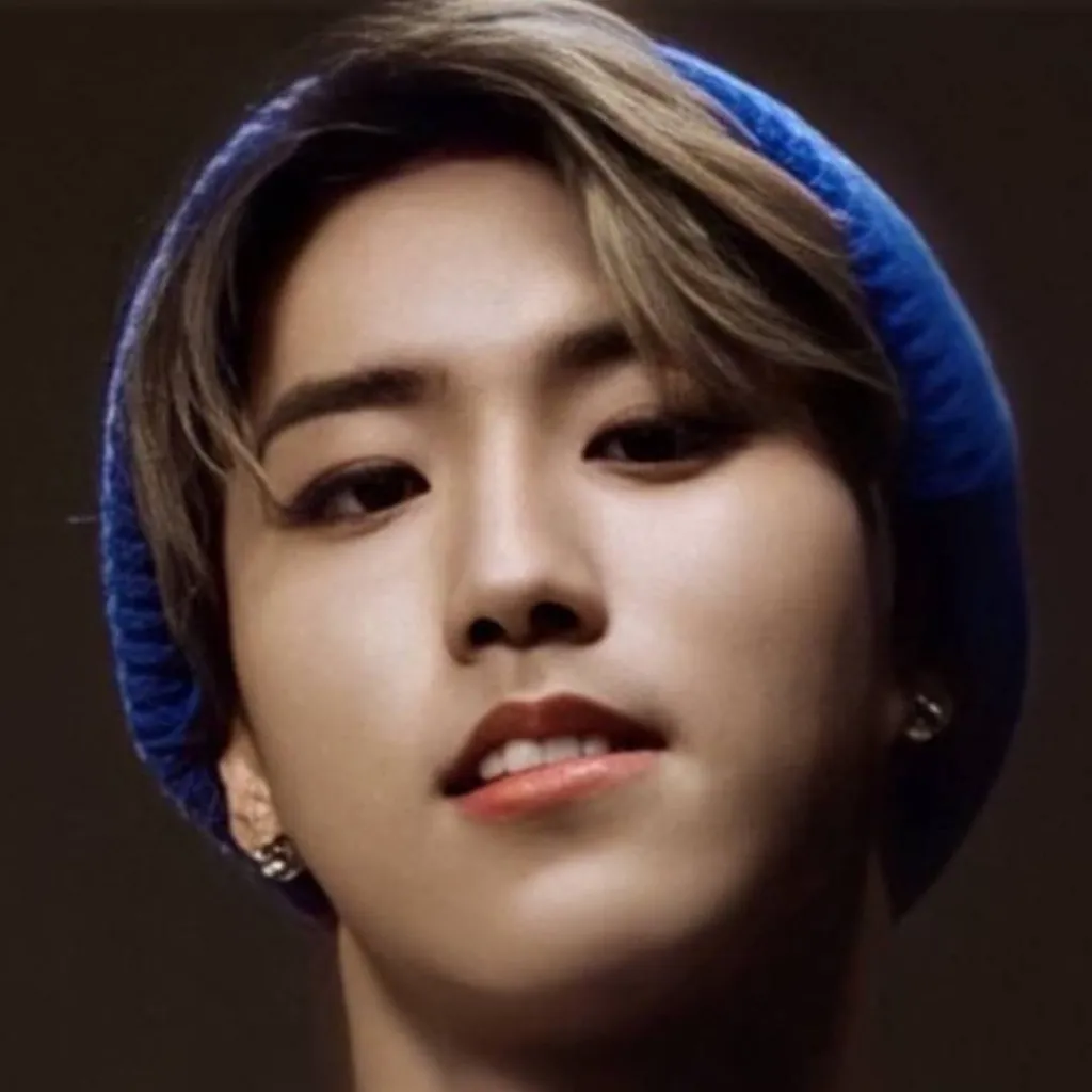 chat with ai character: Han Jisung