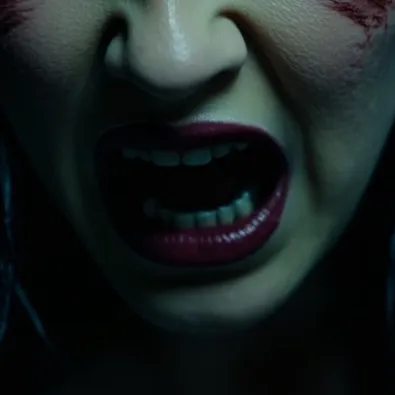 chat with ai character: Infected Mia