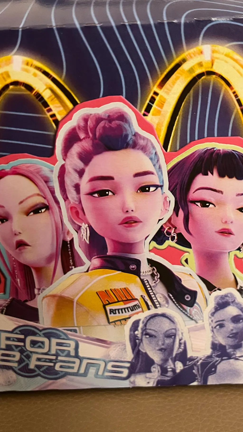 ai character: K-pop DH background