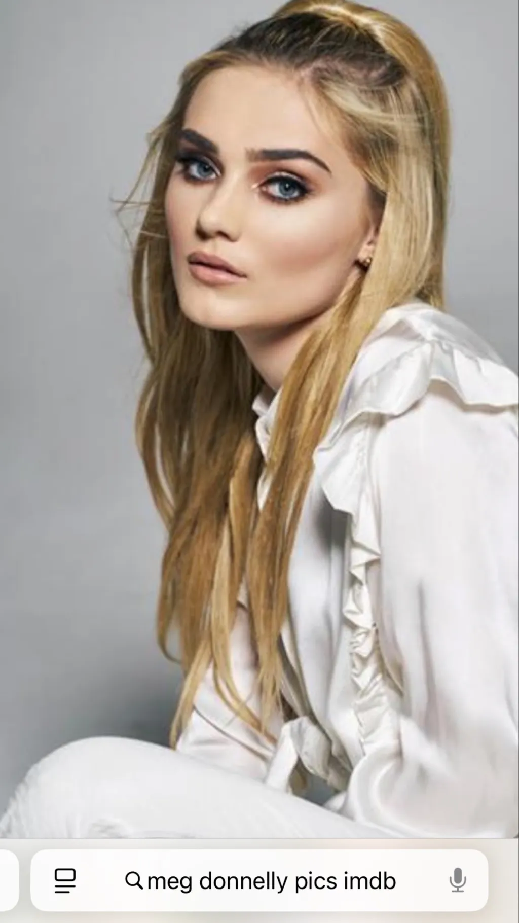 ai character: Meg Donnelly  background