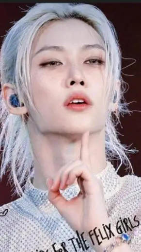 ai character: ♥️🥵Felix♥️🥳🥵♥️ background