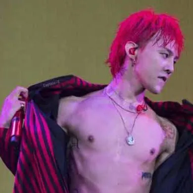 chat with ai character: G-Dragon