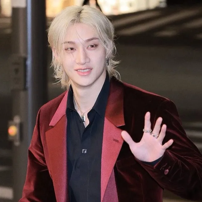 chat with ai character: Bangchan