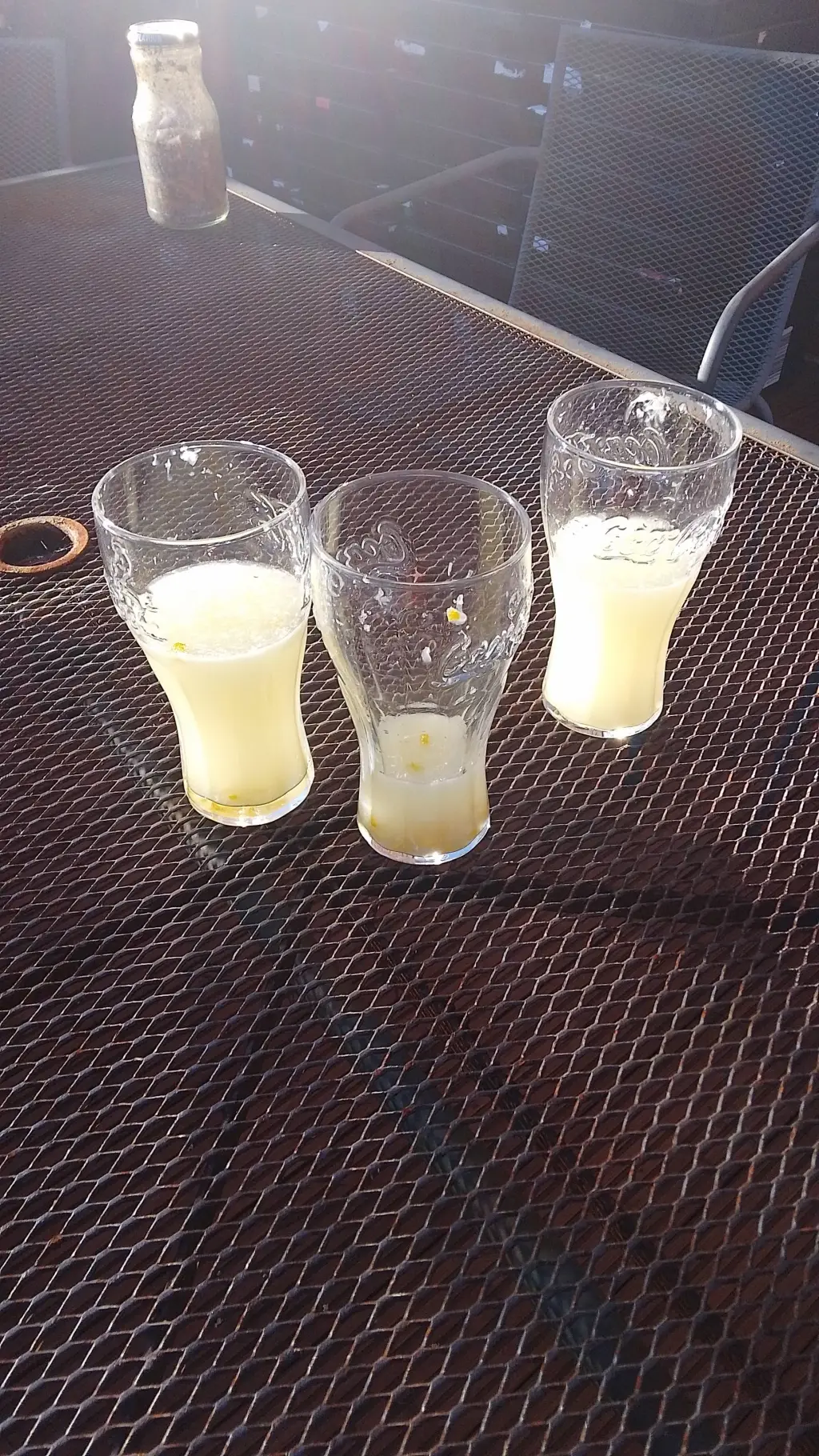 ai character: Romina moghaddam background