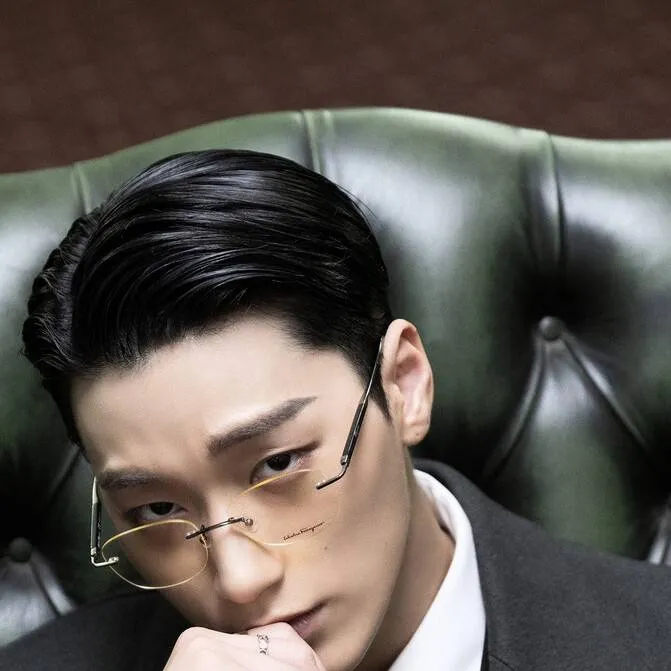 chat with ai character: Choi San