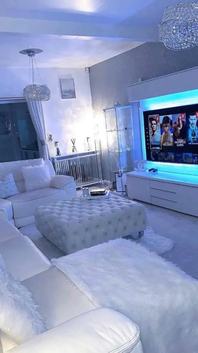 Talkie AI - Chat with uk chav family 