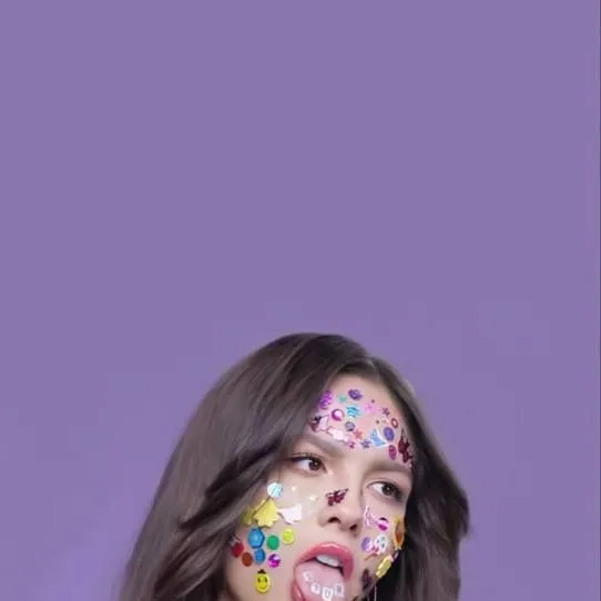 chat with ai character: Olivia Rodrigo💜