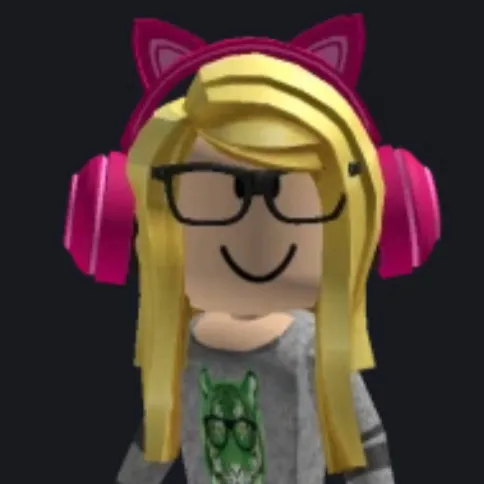 chat with ai character: 💗✨NAEH🌙💗