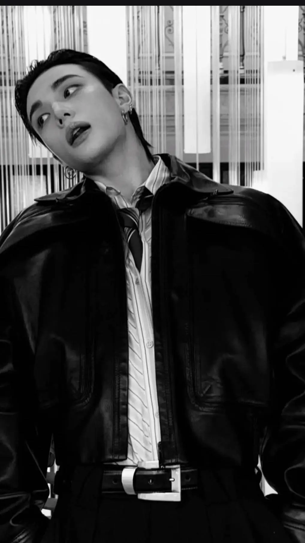 ai character: Hwang Hyunjin  background