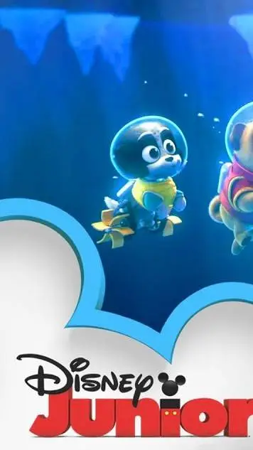 ai character: Lollie swimming  background