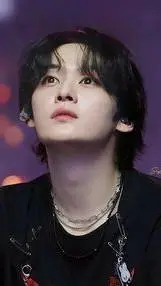 ai character: Lee p minho background