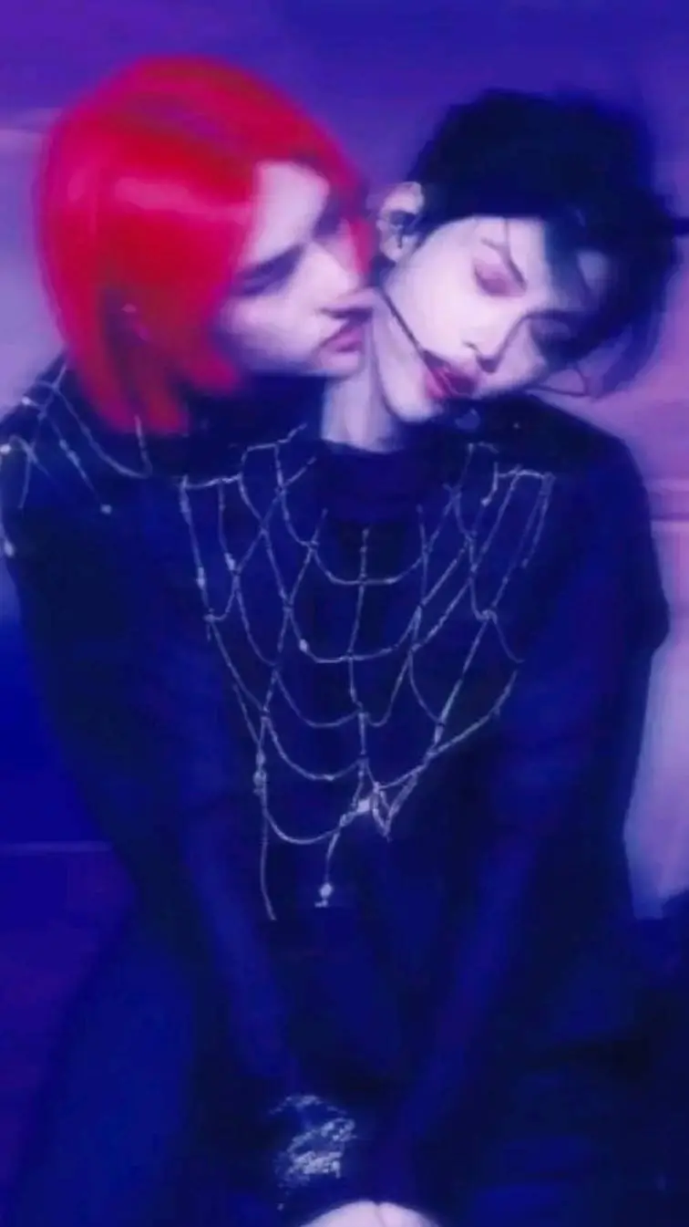 ai character: Lee i Han Hyunjin  background