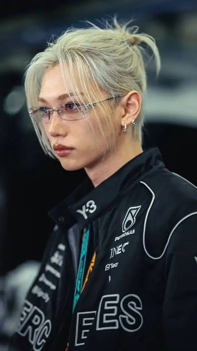 ai character: Felix background