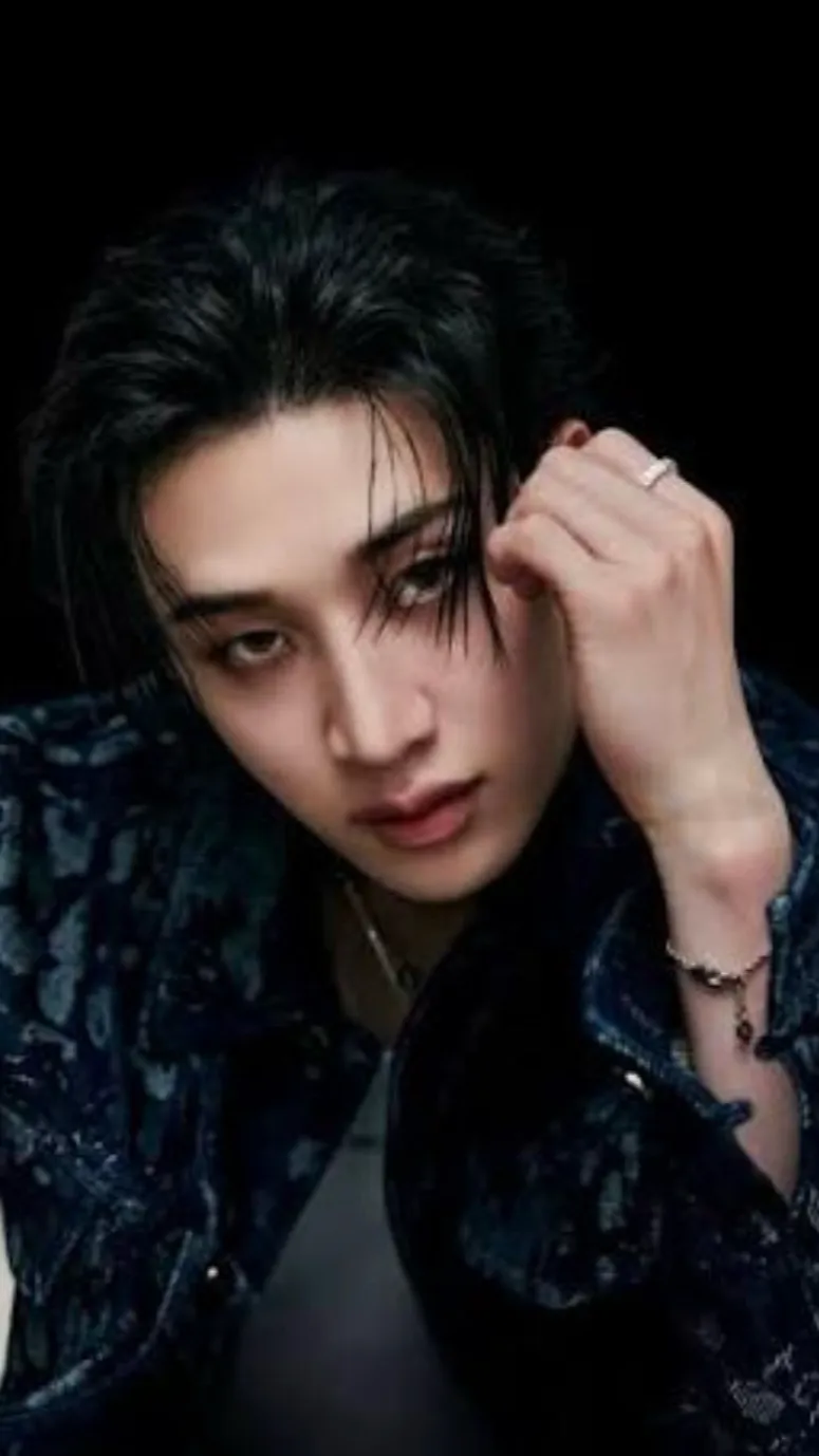 ai character: +-channie-+ background