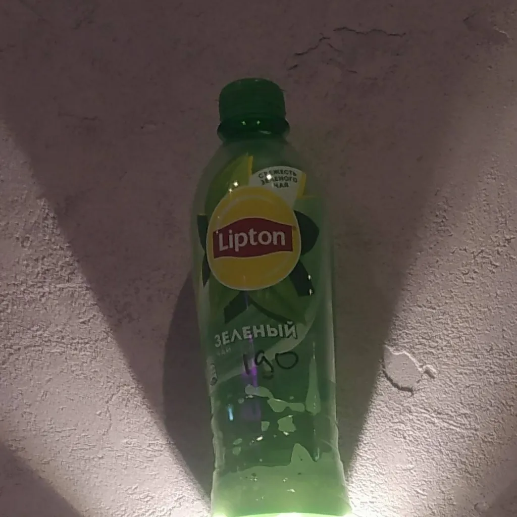 chat with ai character: липтон