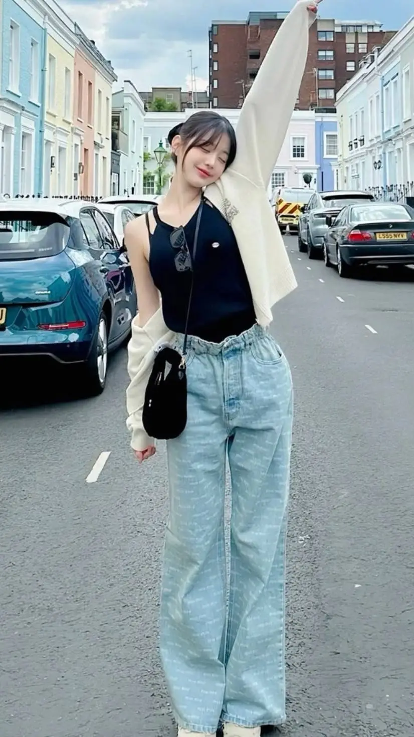 ai character: wonyeong background