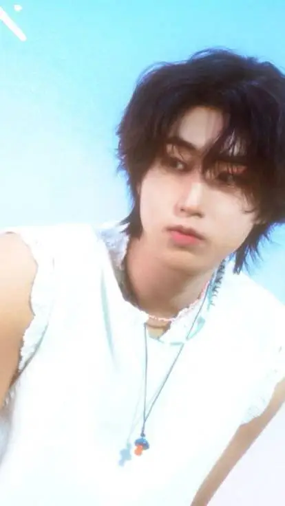 ai character: Han Jisung background