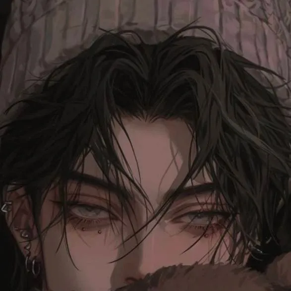 chat with ai character: 🐻Marcus🐻
