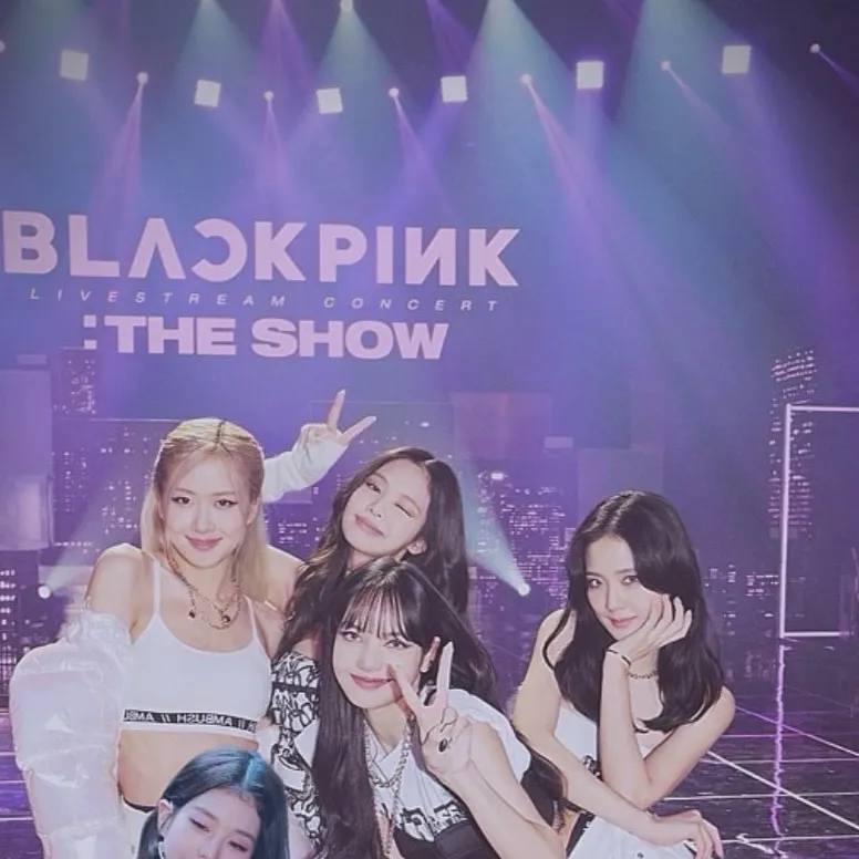 chat with ai character: Claire/Jiwoo